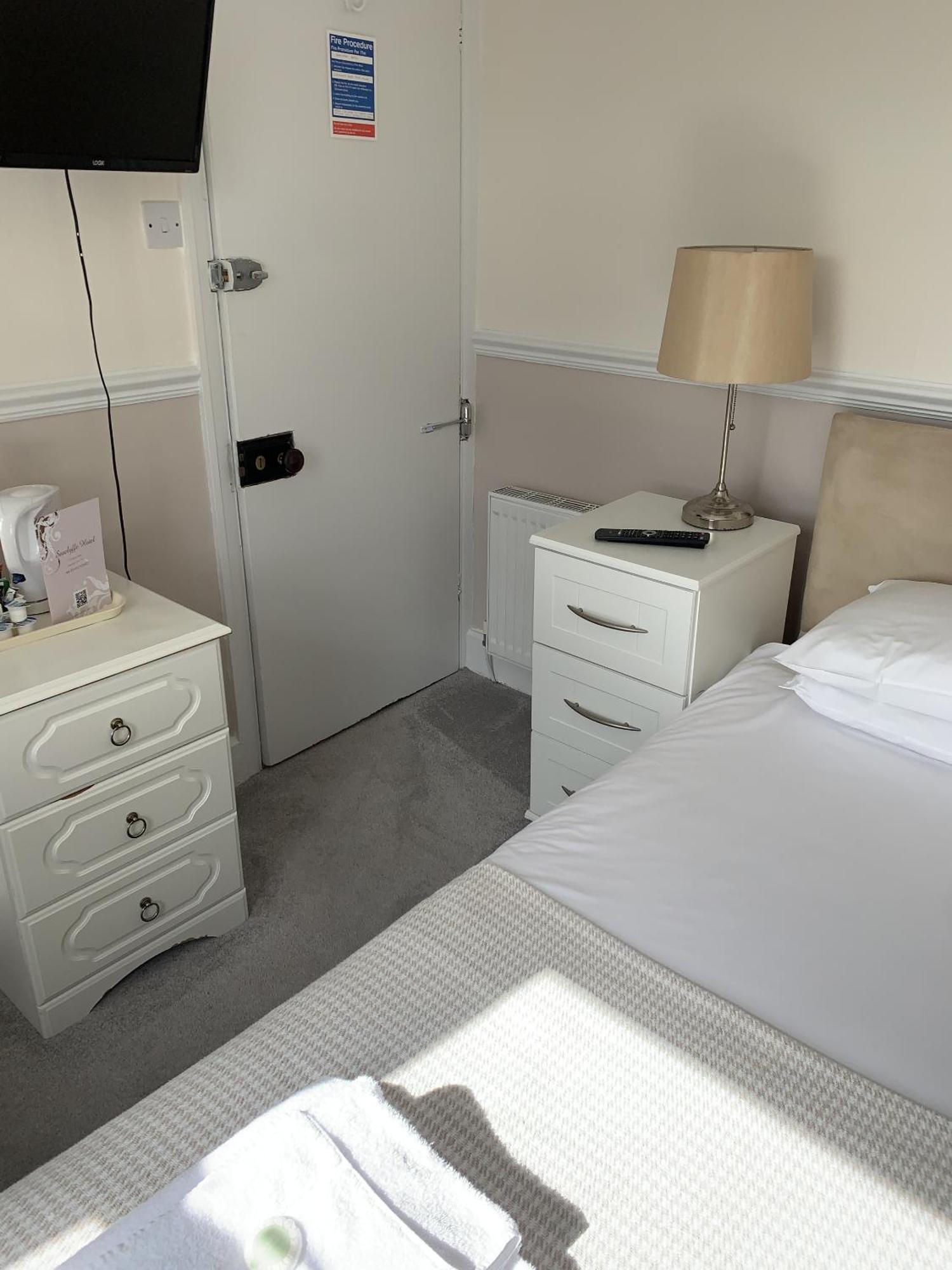 Seaclyffe Hotel Ltd Llandudno Cameră foto