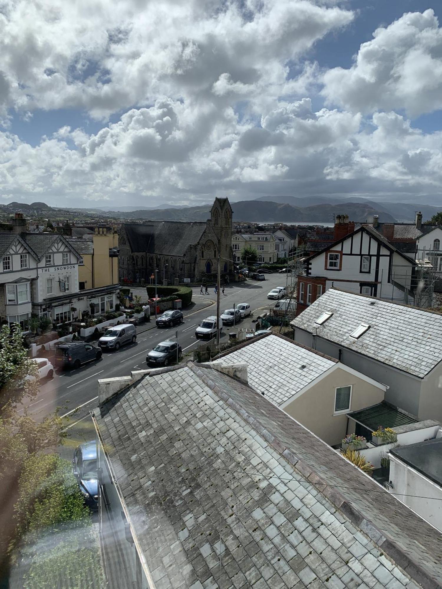 Seaclyffe Hotel Ltd Llandudno Exterior foto
